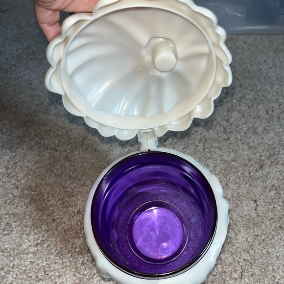 Disney Parks Evil Queen Glowing Poison Apple Sipper - Picture 3 of 5